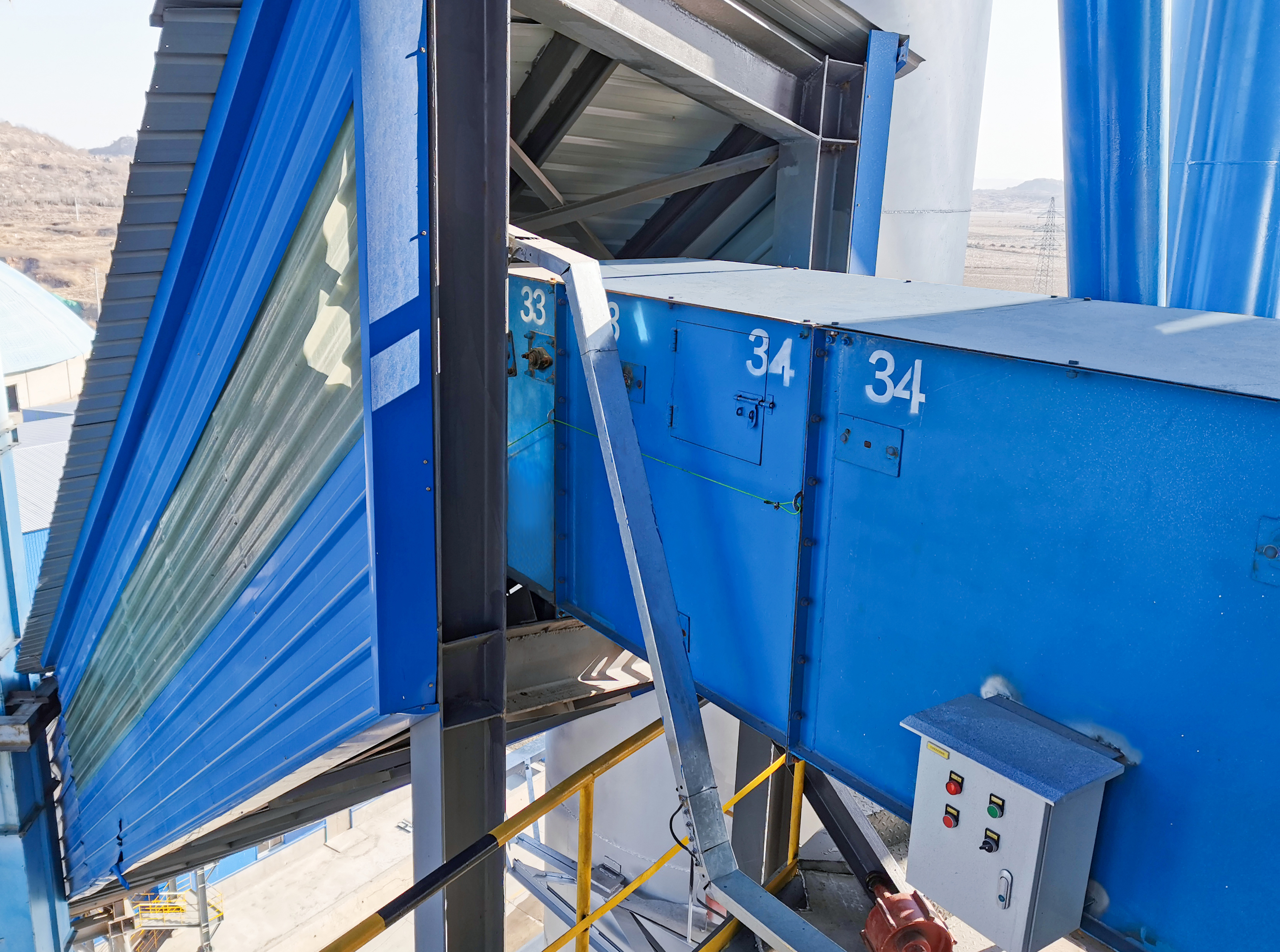  一台大倾角皮带机需要多少钱呢？